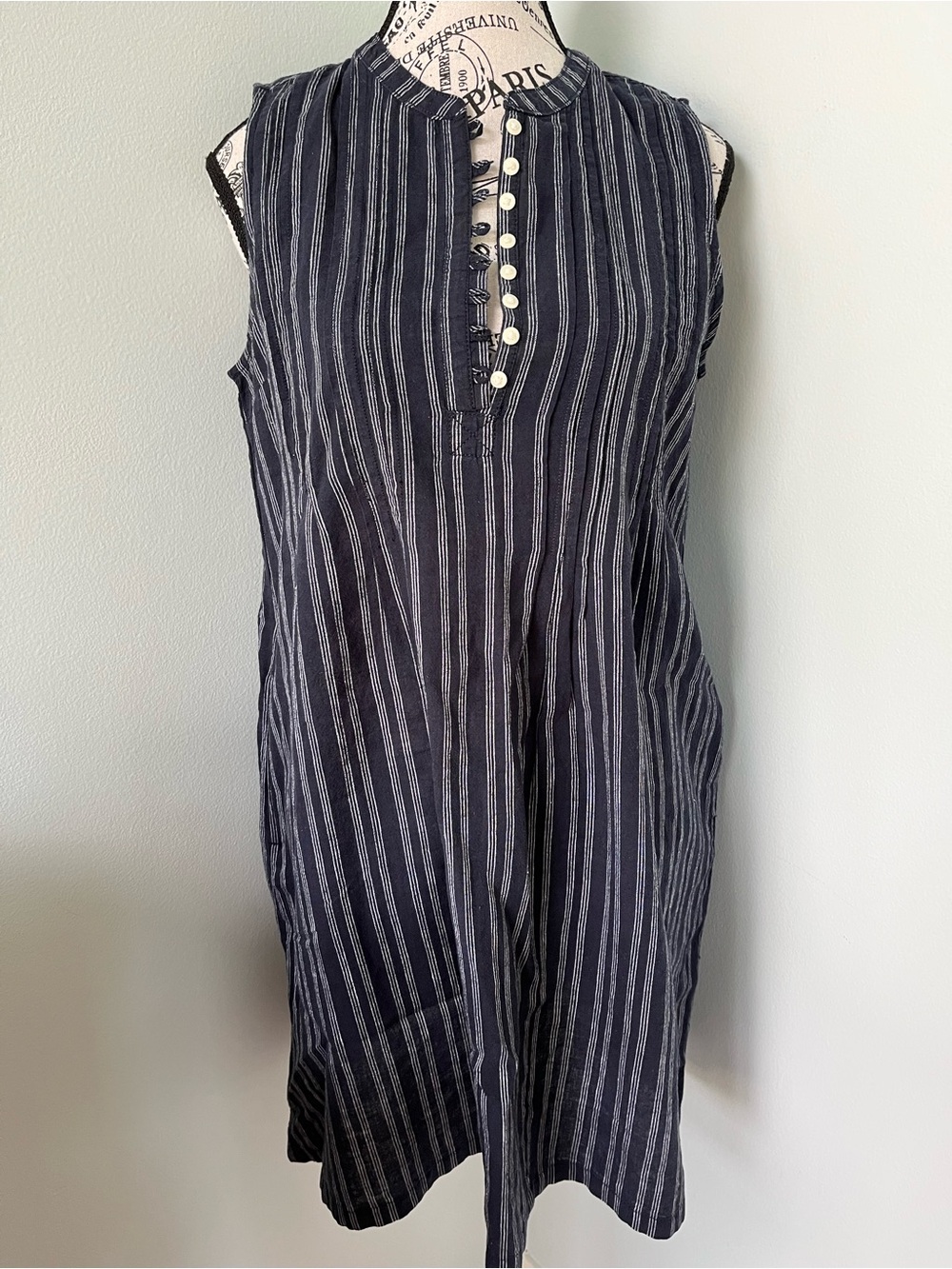 Levi's Linen/Cotton Navy and White Striped Button Front Dress